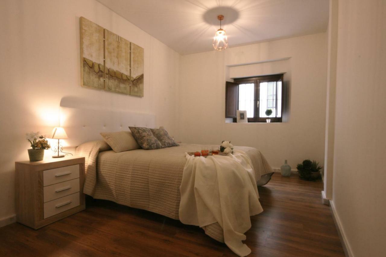 Appartement Apartamento Vacacional Carmona Extérieur photo